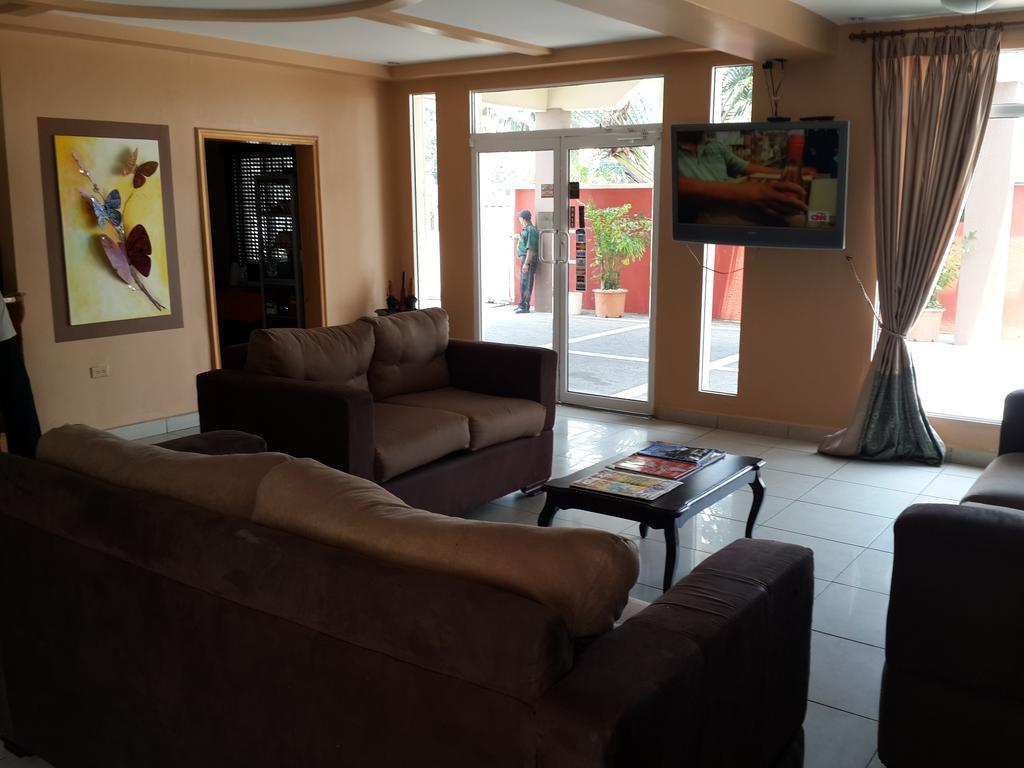 Apart Hotel Pico Bonito La Ceiba Zimmer foto