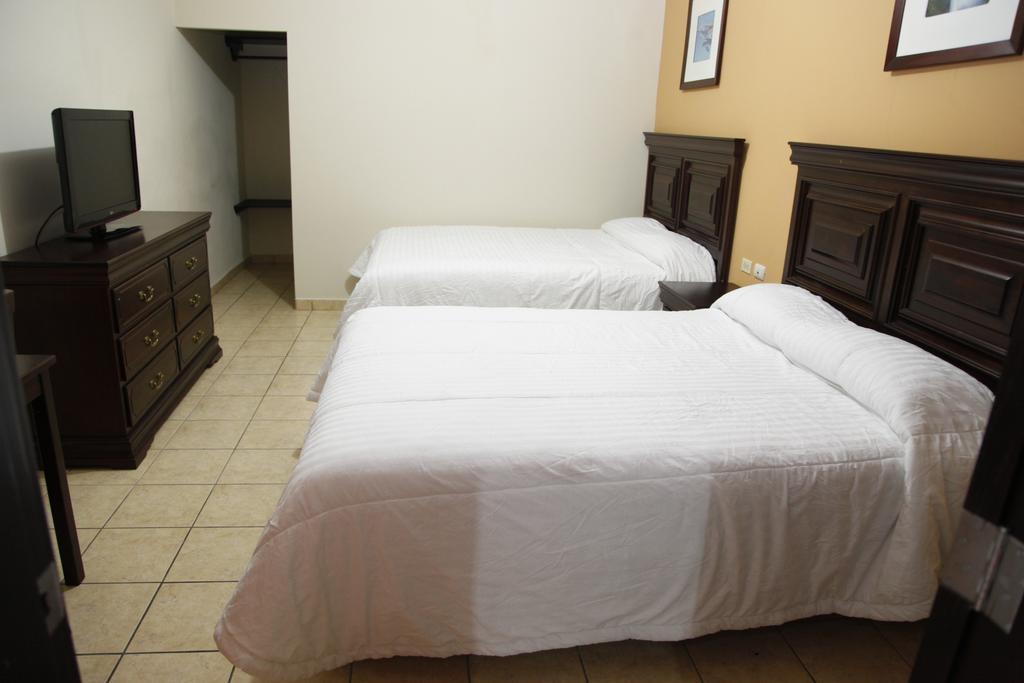 Apart Hotel Pico Bonito La Ceiba Zimmer foto